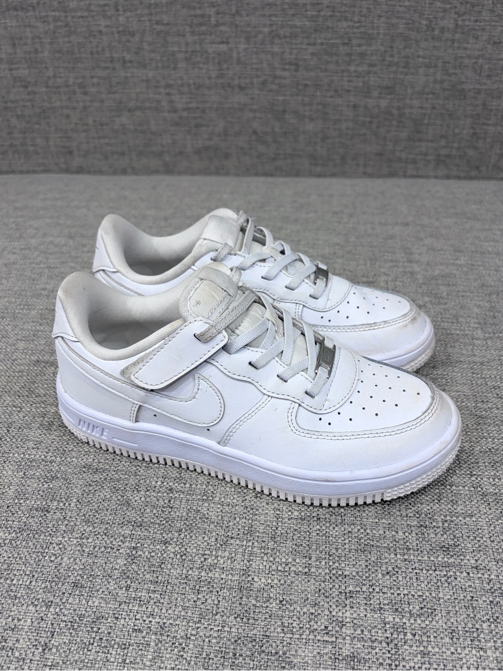 Nike Force 1 Low EasyOn White 2.5Y GUC